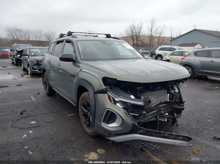 2024 Volkswagen Atlas 2.0T Peak Edition Sel