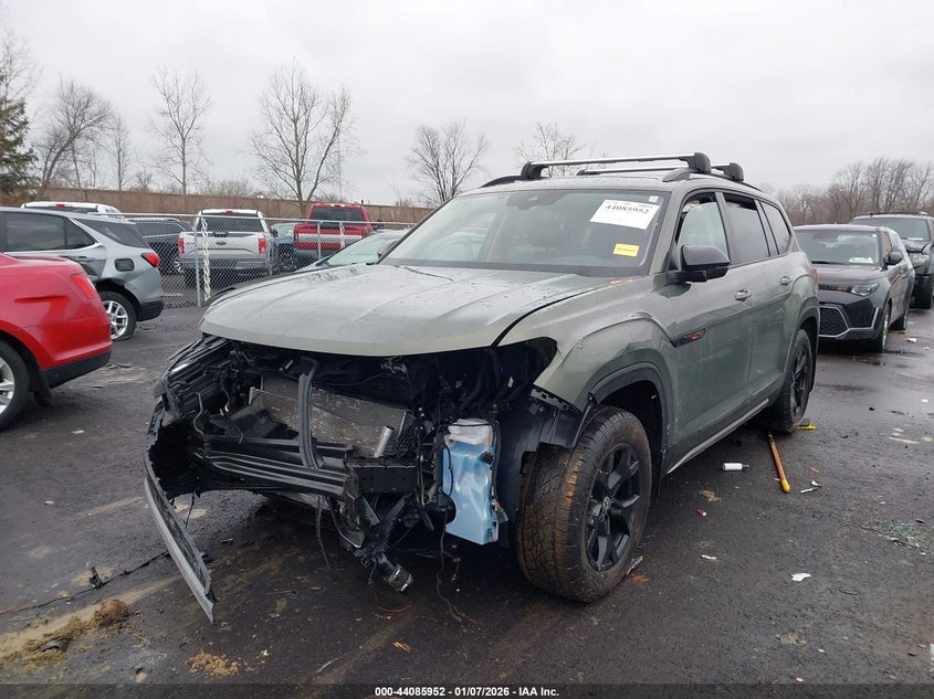 2024 Volkswagen Atlas 2.0T Peak Edition Sel