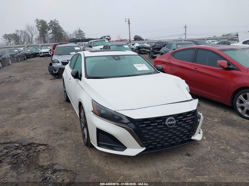 2024 Nissan Altima Sr Vc-Turbo Fwd