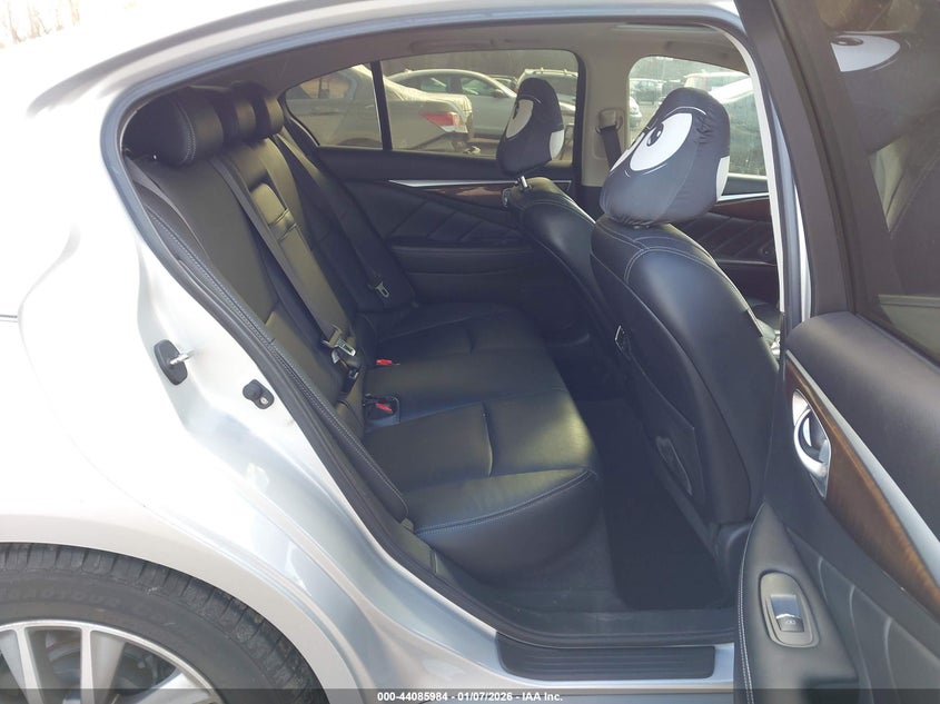 2015 Infiniti Q50 Premium VIN: JN1BV7AR1FM409838 Lot: 44085984