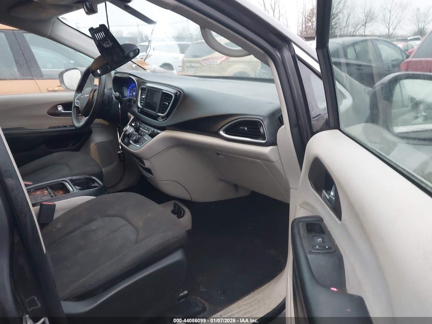 2019 Chrysler Pacifica Touring Plus