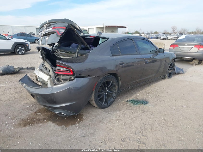 2016 Dodge Charger Sxt
