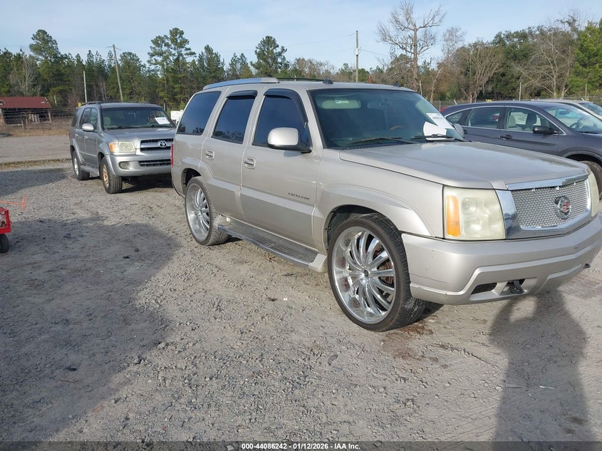 1GYEC63T64R311577 2004 Cadillac Escalade Standard auction photo 1