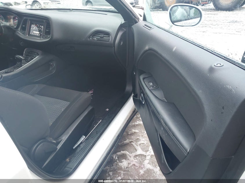 2023 Dodge Challenger Sxt