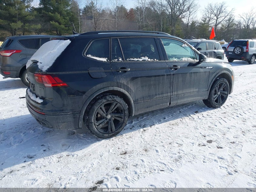 2024 Volkswagen Tiguan 2.0T Se R-Line Black