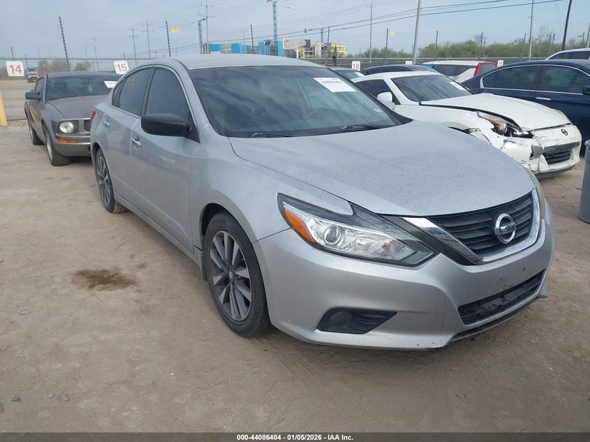 1N4AL3AP8HC122114 2017 Nissan Altima 2.5 Sv auction photo 1