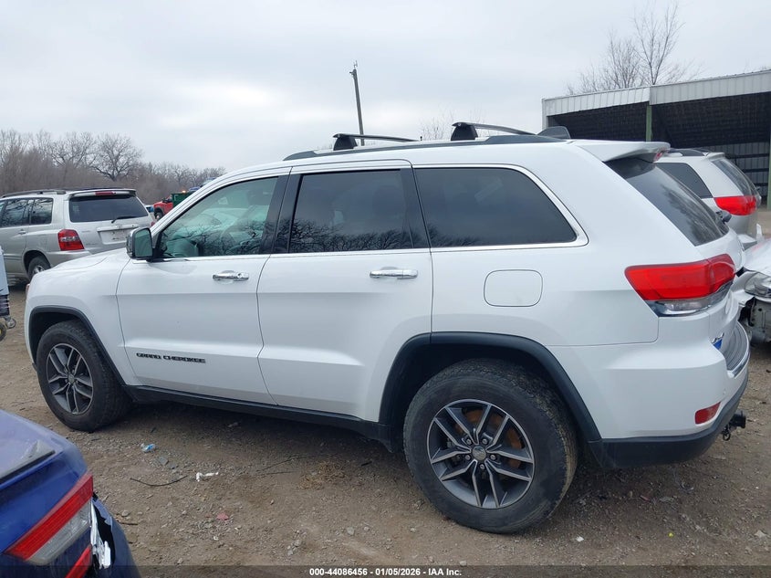 VIN 1C4RJFBG1JC410002 2018 JEEP GRAND CHEROKEE LIMITED 4X4