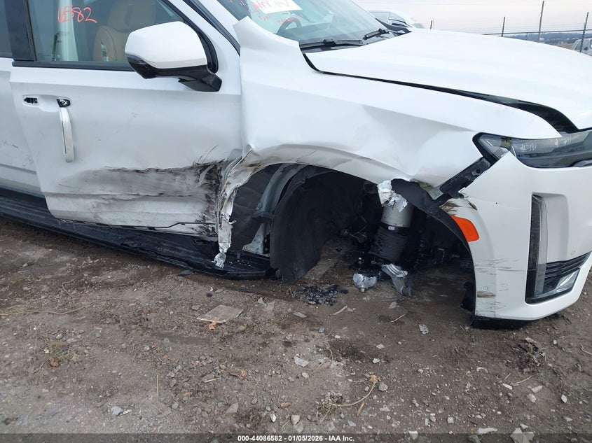 Auction sale of the 2024 CADILLAC ESCALADE ESV , vin: 1GYS4PKL5RR360669, lot number: 44086582