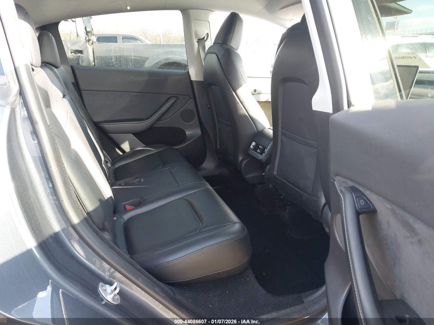 2023 Tesla Model Y Awd/Long Range Dual Motor All-Wheel Drive VIN: 7SAYGDEE2PA103779 Lot: 44086607