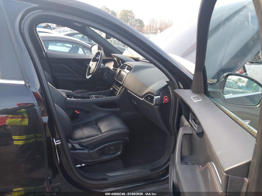 2018 Jaguar F-Pace 30T Prestige