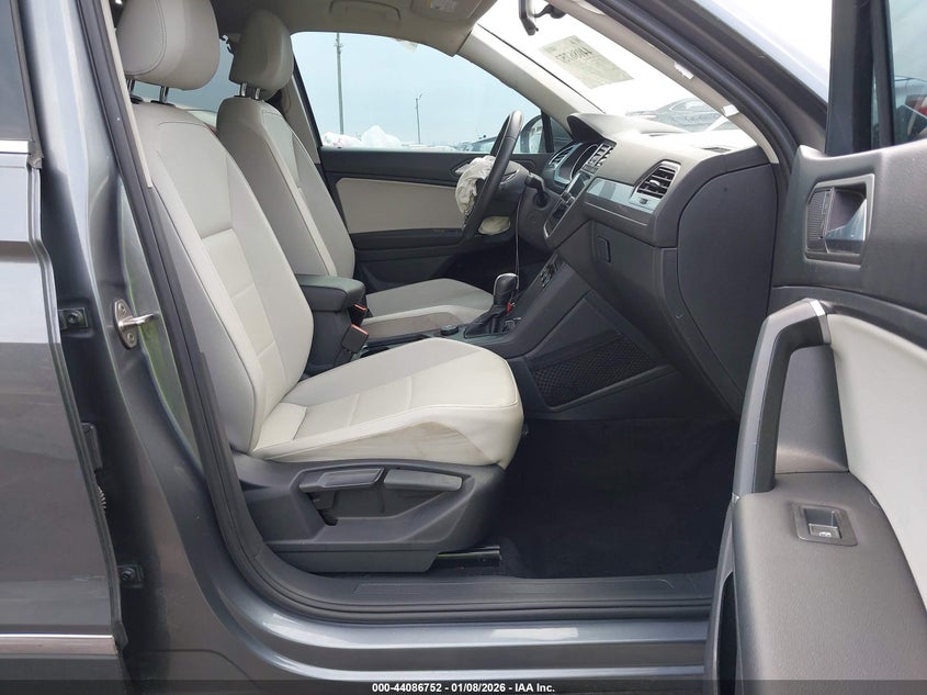 2020 Volkswagen Tiguan 2.0T Se/2.0T Se R-Line Black/2.0T Sel