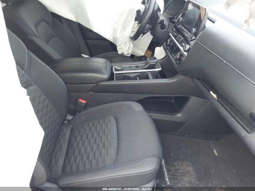 2022 Nissan Pathfinder Sv 4Wd