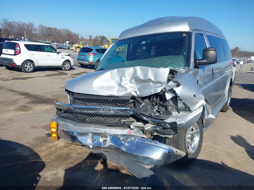 2017 Chevrolet Express 2500 Work Van