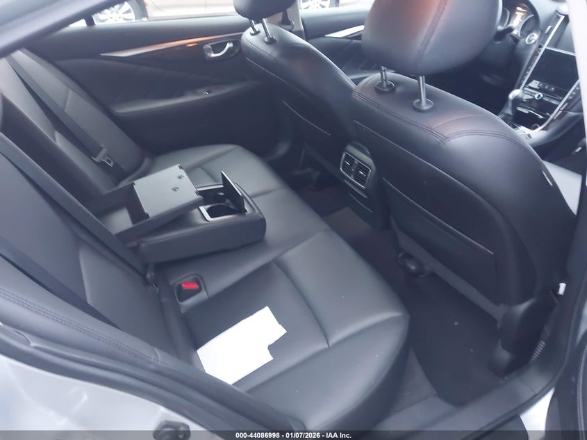 VIN JN1EV7AR6JM439181 2018 INFINITI Q50 3.0T LUXE