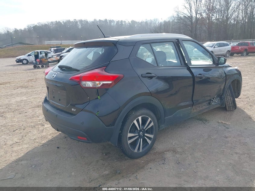 2020 NISSAN KICKS auction photo 4