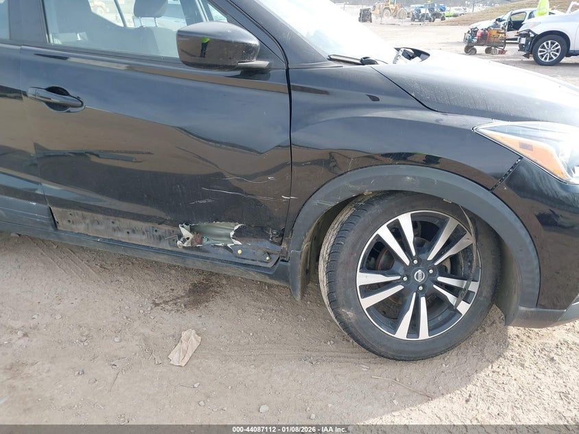 2020 NISSAN KICKS auction photo 6