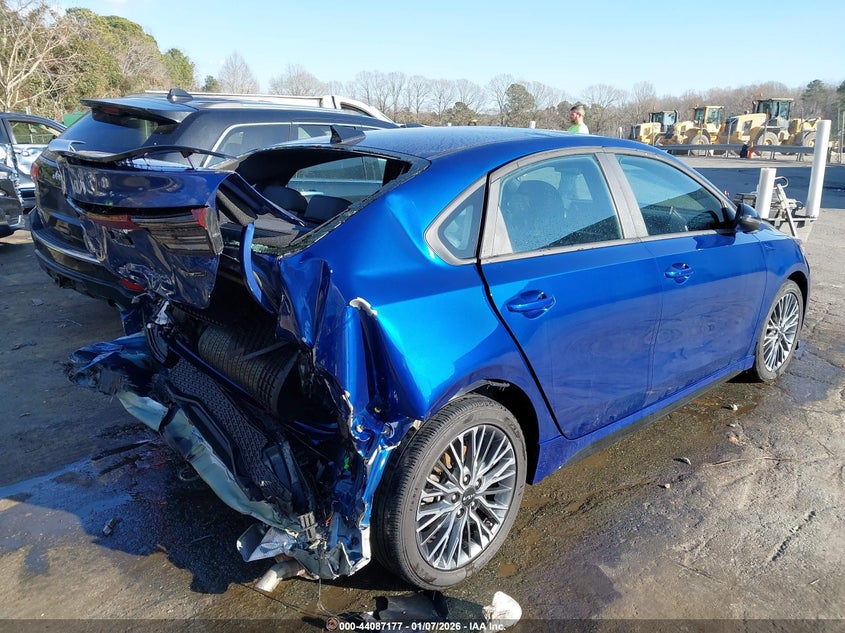 2024 Kia Forte Gt-Line