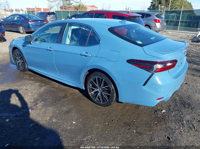 2023 Toyota Camry Se