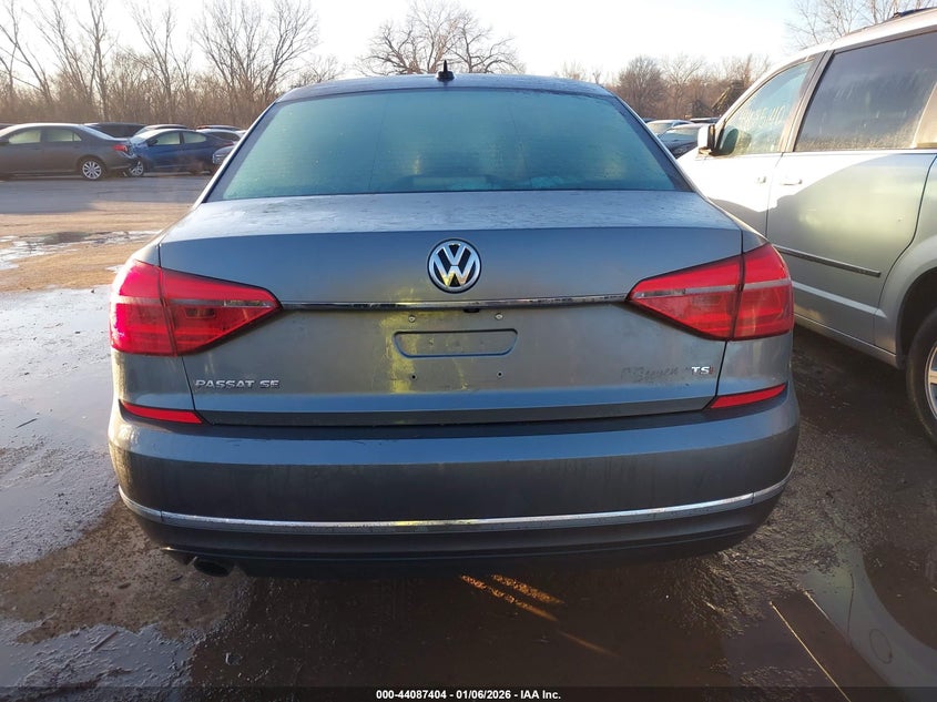 2016 Volkswagen Passat 1.8T Se VIN: 1VWBS7A3XGC038121 Lot: 44087404