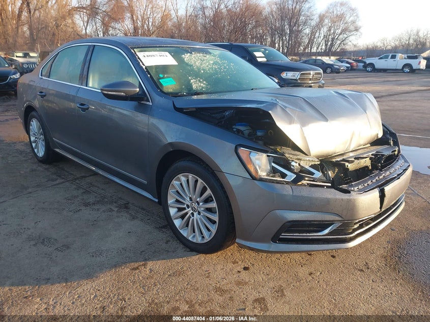2016 Volkswagen Passat 1.8T Se