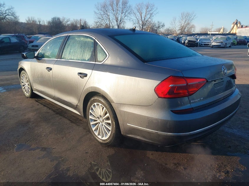 2016 Volkswagen Passat 1.8T Se