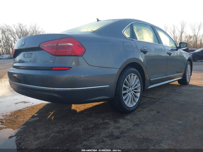 2016 Volkswagen Passat 1.8T Se