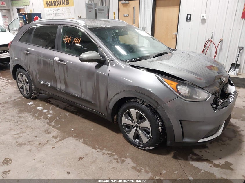 KNDCB3LCXH5062972 2017 Kia Niro Lx auction photo 1