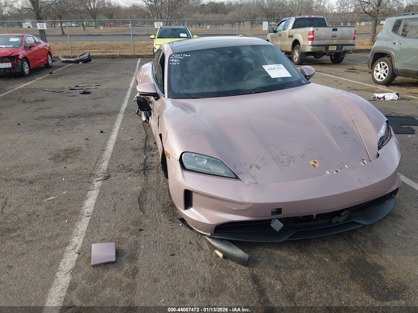 2025 Porsche Taycan 4