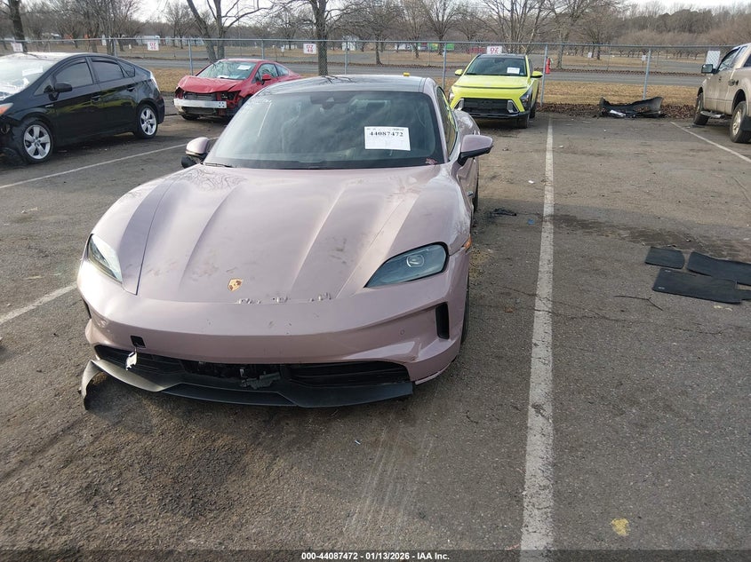 2025 Porsche Taycan 4