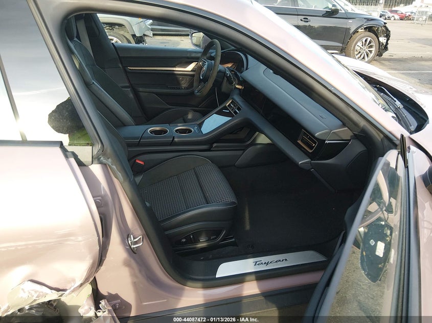 2025 Porsche Taycan 4