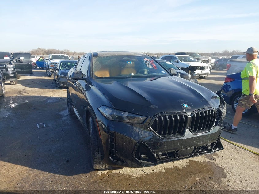 2024 BMW X6 xDrive40I
