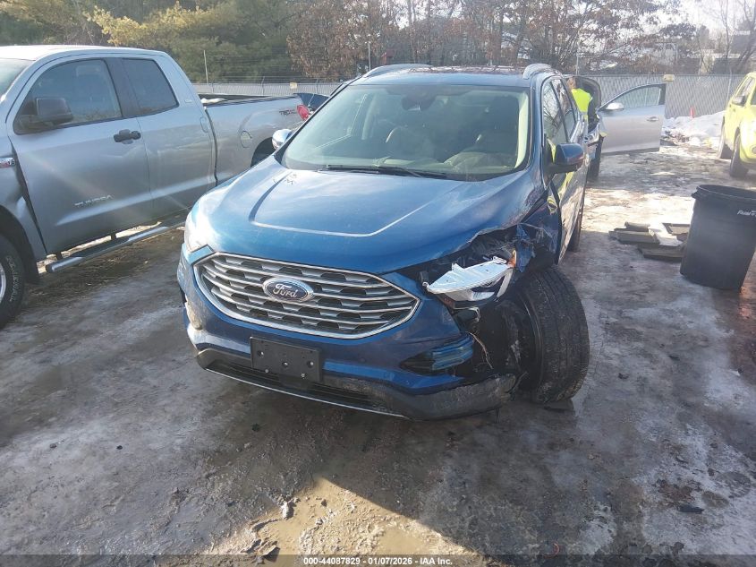 2020 Ford Edge Titanium