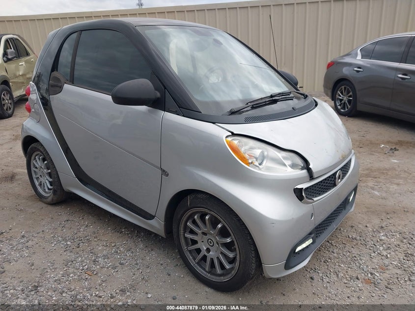 WMEEJ3BA4FK816332 SMART FORTWO Photo 1