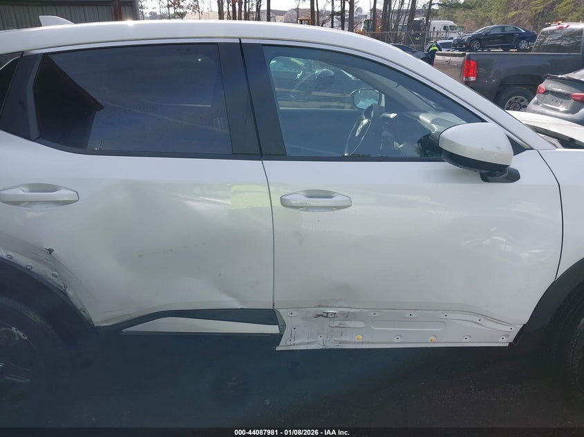 VIN 3N8AP6CA1SL395596 2025 NISSAN KICKS SV FWD