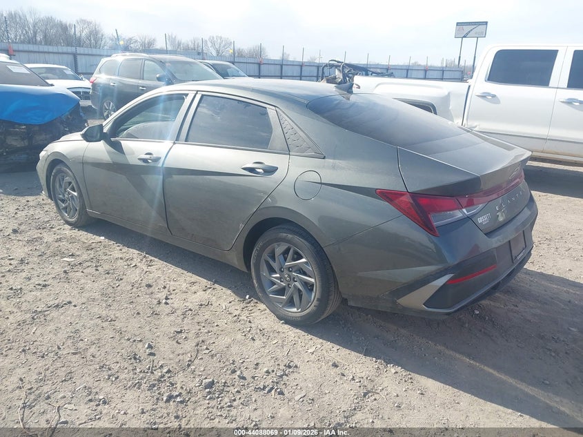 2024 Hyundai Elantra Sel