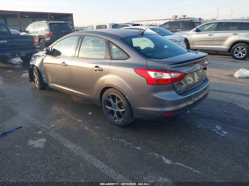 Vin: 1fadp3f21el223182, lot: 44583964, ford focus se 20143