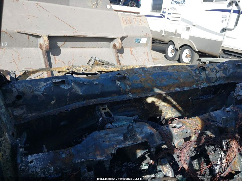 2018 Chevrolet Equinox Ls VIN: 3GNAXHEV7JS561946 Lot: 44088255