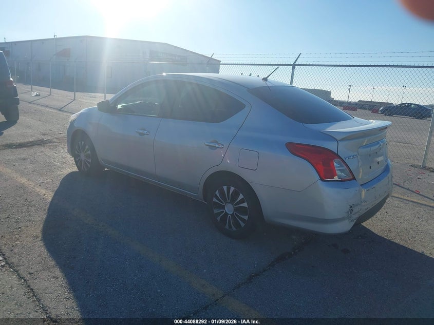 2016 Nissan Versa 1.6 S/1.6 S+/1.6 Sl/1.6 Sv