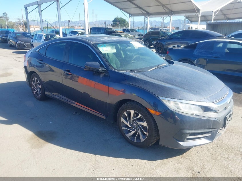 2HGFC2F72JH525304 2018 Honda Civic Ex auction photo 1