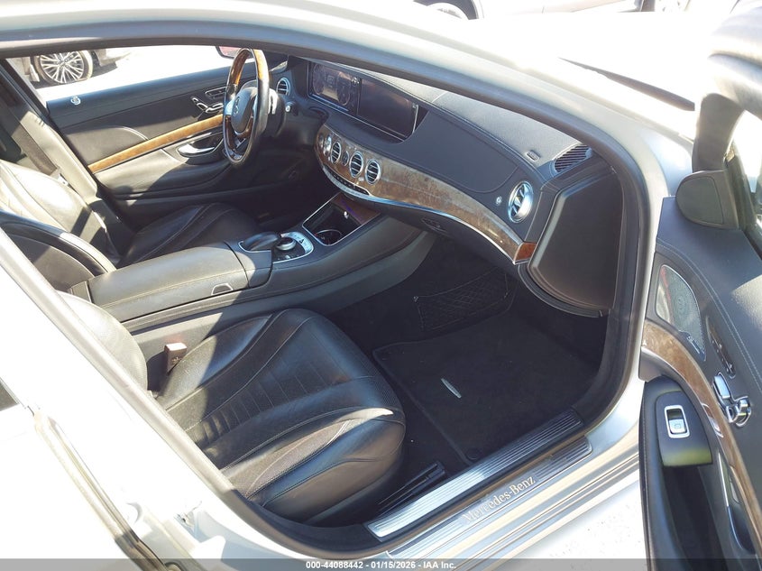 2014 Mercedes-Benz S 550