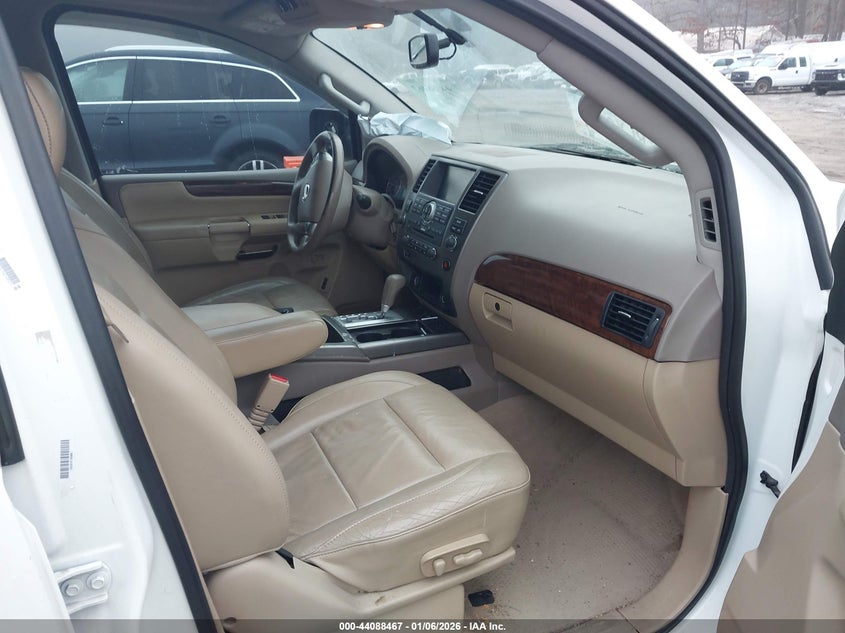 2013 Nissan Armada Platinum