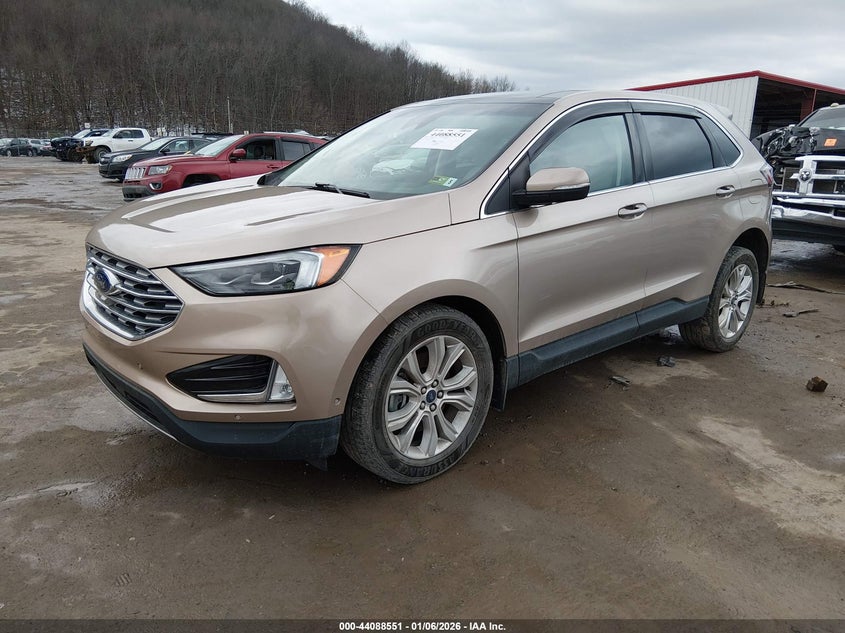 2020 Ford Edge Titanium