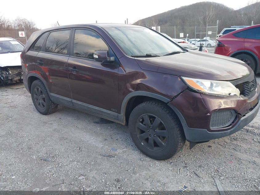 5XYKTCA16BG070964 2011 Kia Sorento Lx auction photo 1