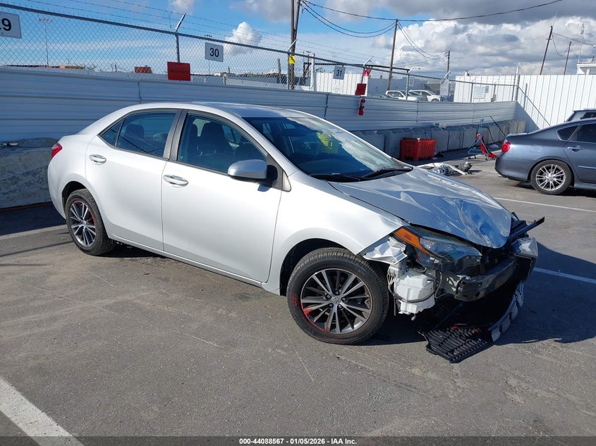 5YFBURHE4HP569582 2017 Toyota Corolla Le auction photo 1