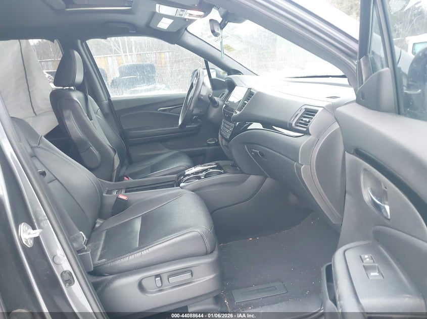 2019 Honda Passport Elite