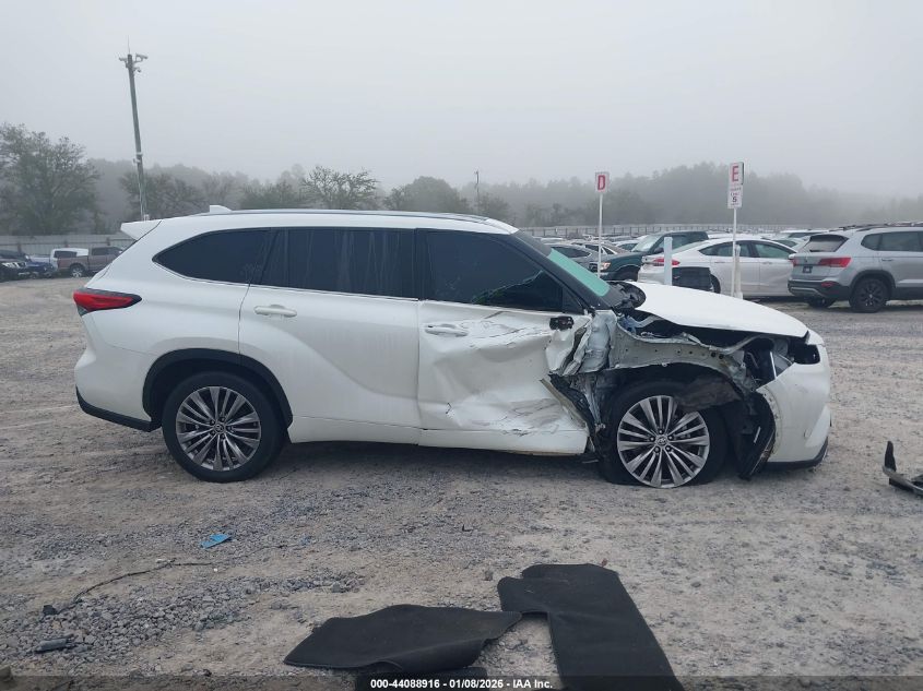 2021 Toyota Highlander - 5TDFZRAH5MS058116