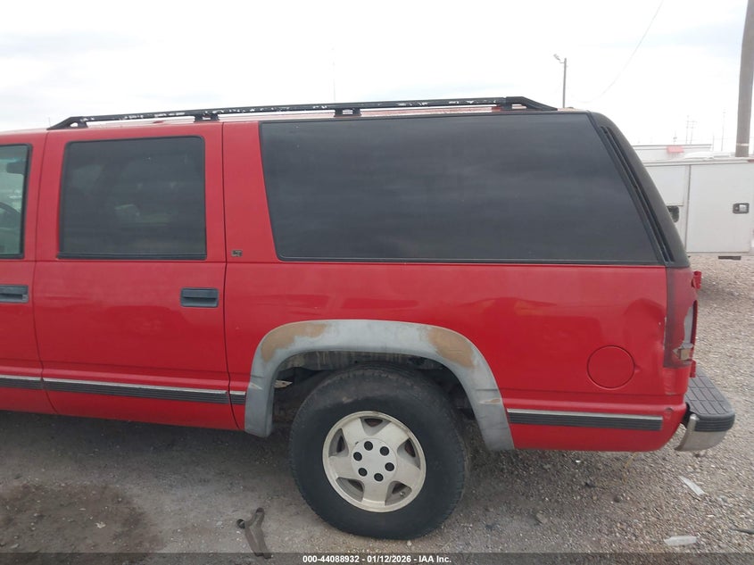 1995 Chevrolet Suburban K1500 VIN: 3GNFK16K3SG120464 Lot: 44088932