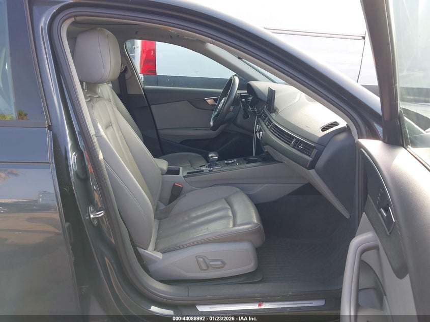 2018 Audi A4 2.0T Tech Ultra Premium/2.0T Ultra Premium