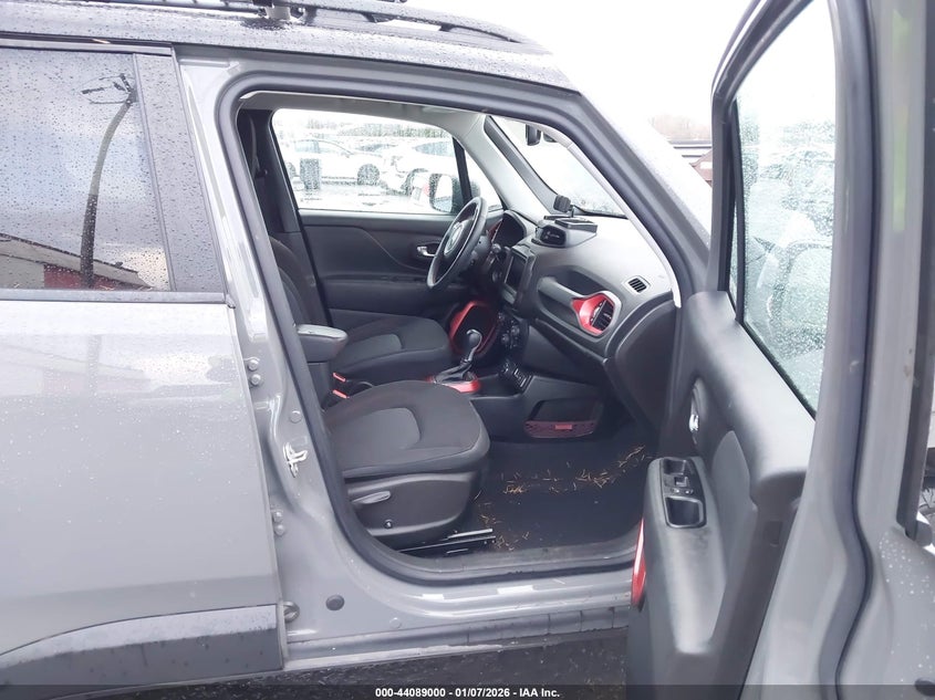 2020 Jeep Renegade Trailhawk 4X4