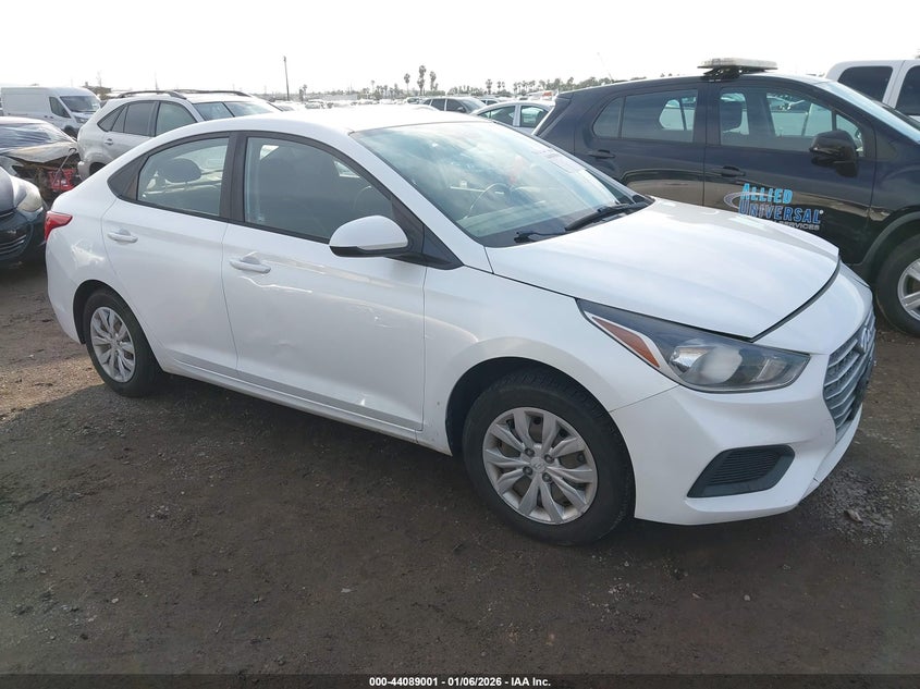3KPC24A3XKE052723 2019 Hyundai Accent Se auction photo 1